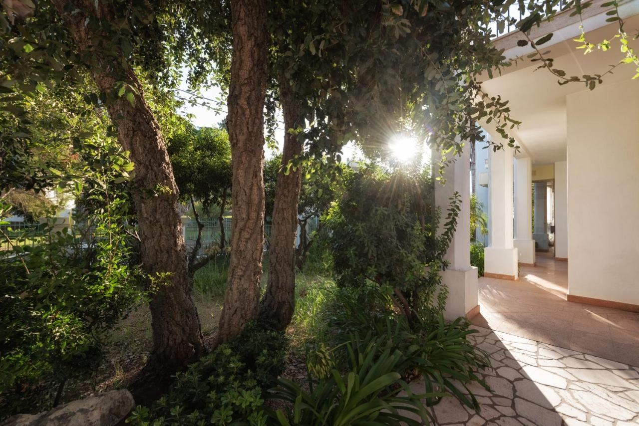 Bed and Breakfast La Chiocciola à Castrignano del Capo Extérieur photo